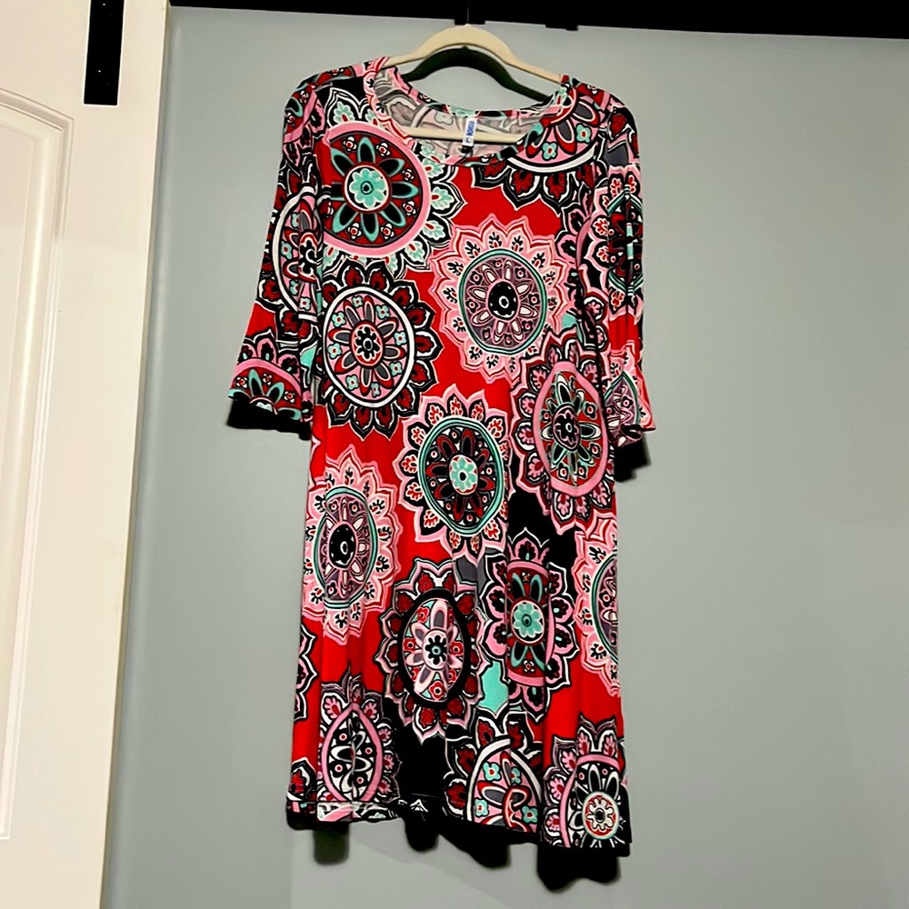 Womens dress with crop sleeves